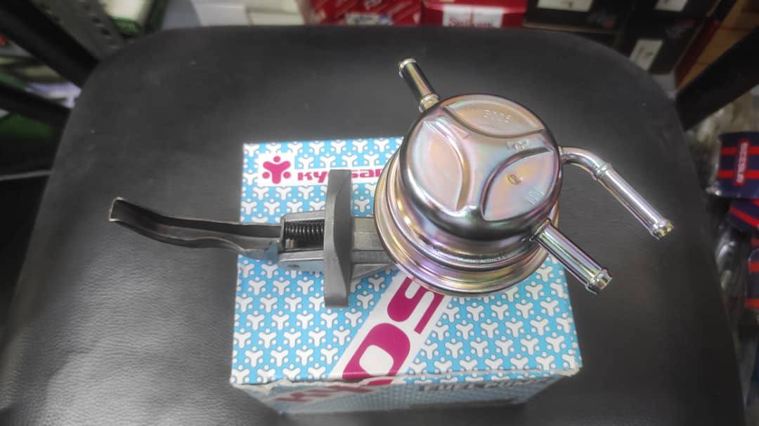 پمپ بنزین مکانیکی ژاپنی مزدا ۲۰۰۰ کاربراتور برند کیوسان